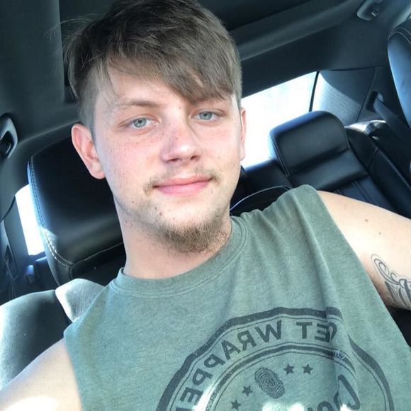 Meet your Posher, Matthew - Picture 1 of 1